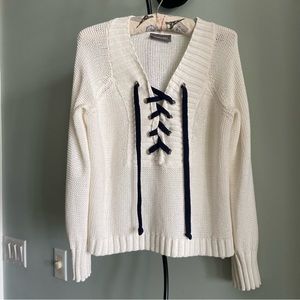 WOODEN SHIPS
LACE-UP FRONT KNIT SWEATER